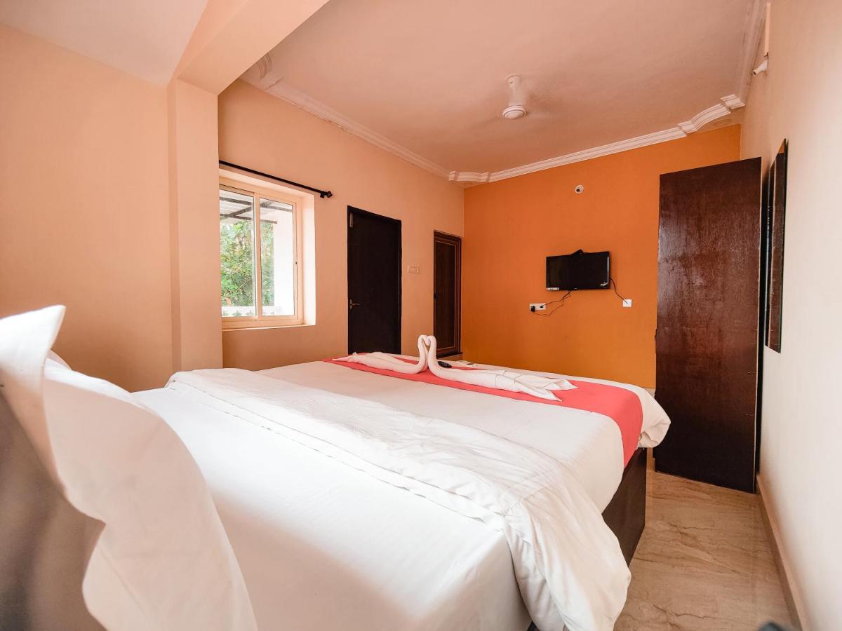 Hotel Candolim Aloft Bagian luar foto