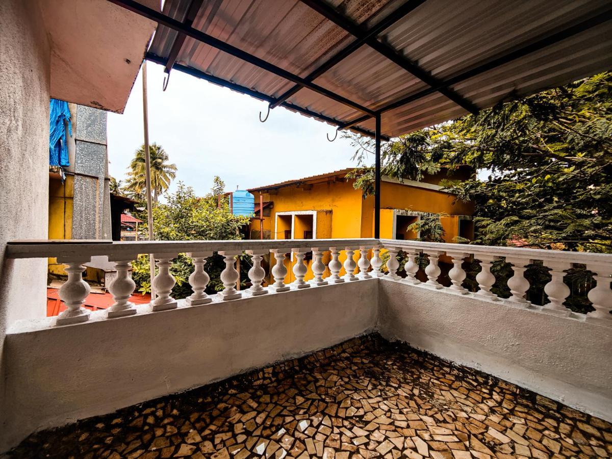 Hotel Candolim Aloft Bagian luar foto