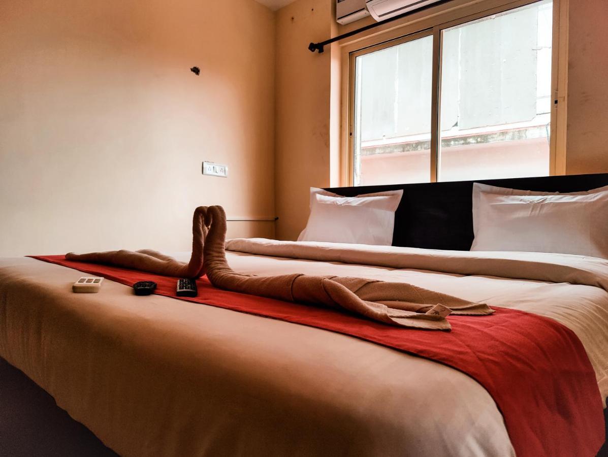 Hotel Candolim Aloft Bagian luar foto