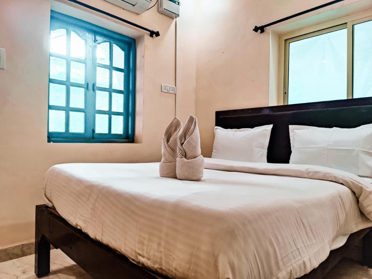Hotel Candolim Aloft Bagian luar foto