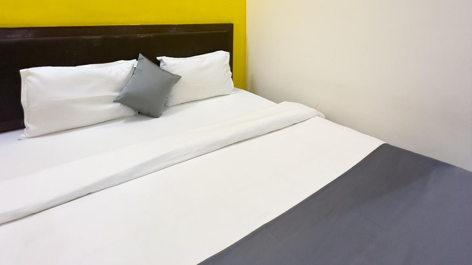 Hotel Candolim Aloft Bagian luar foto