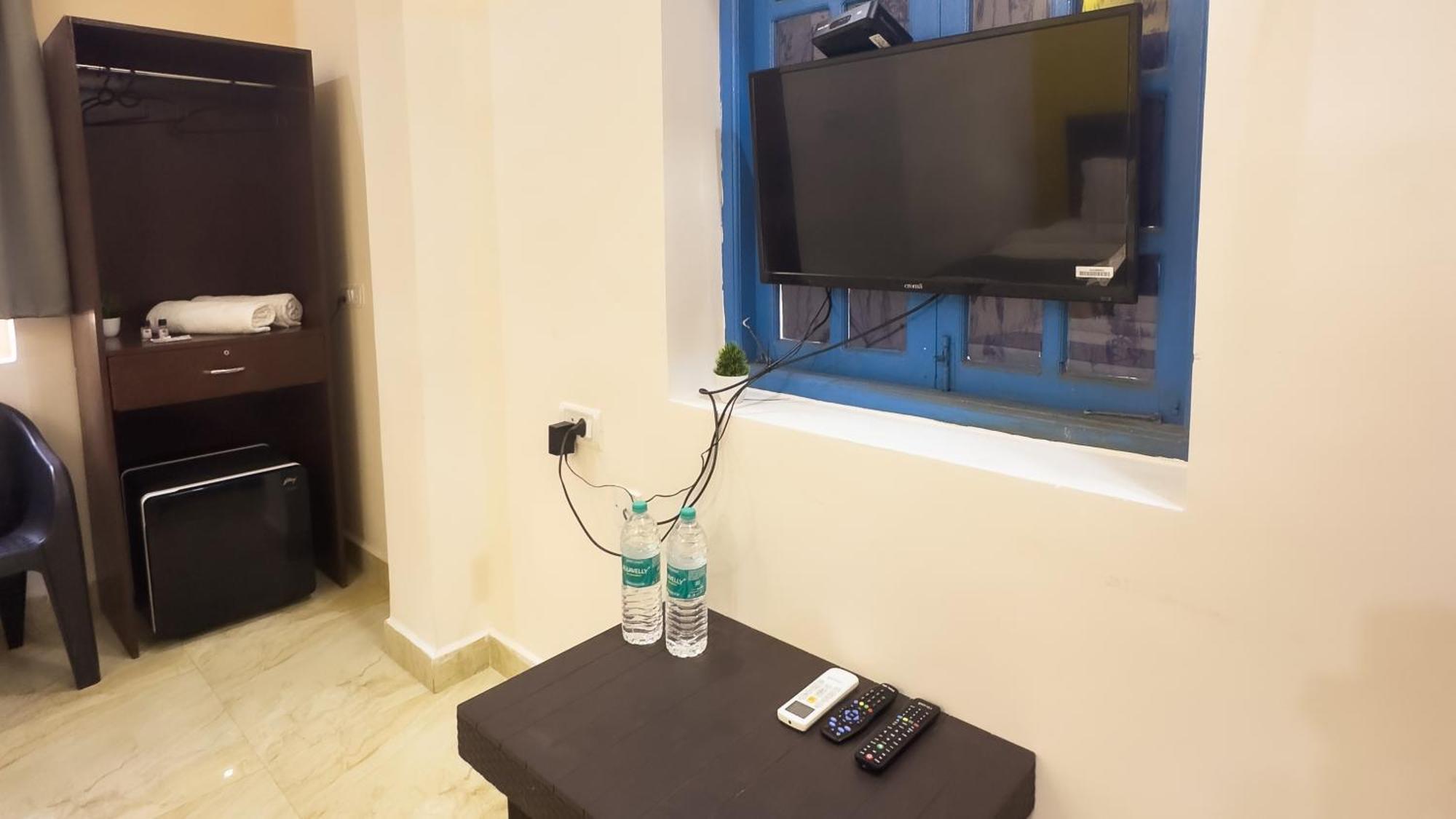 Hotel Candolim Aloft Bagian luar foto